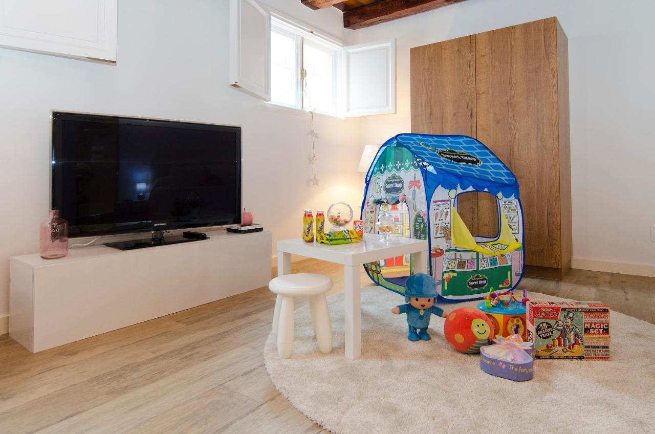 Hellenhost - Gran Vía Apartamento Madrid