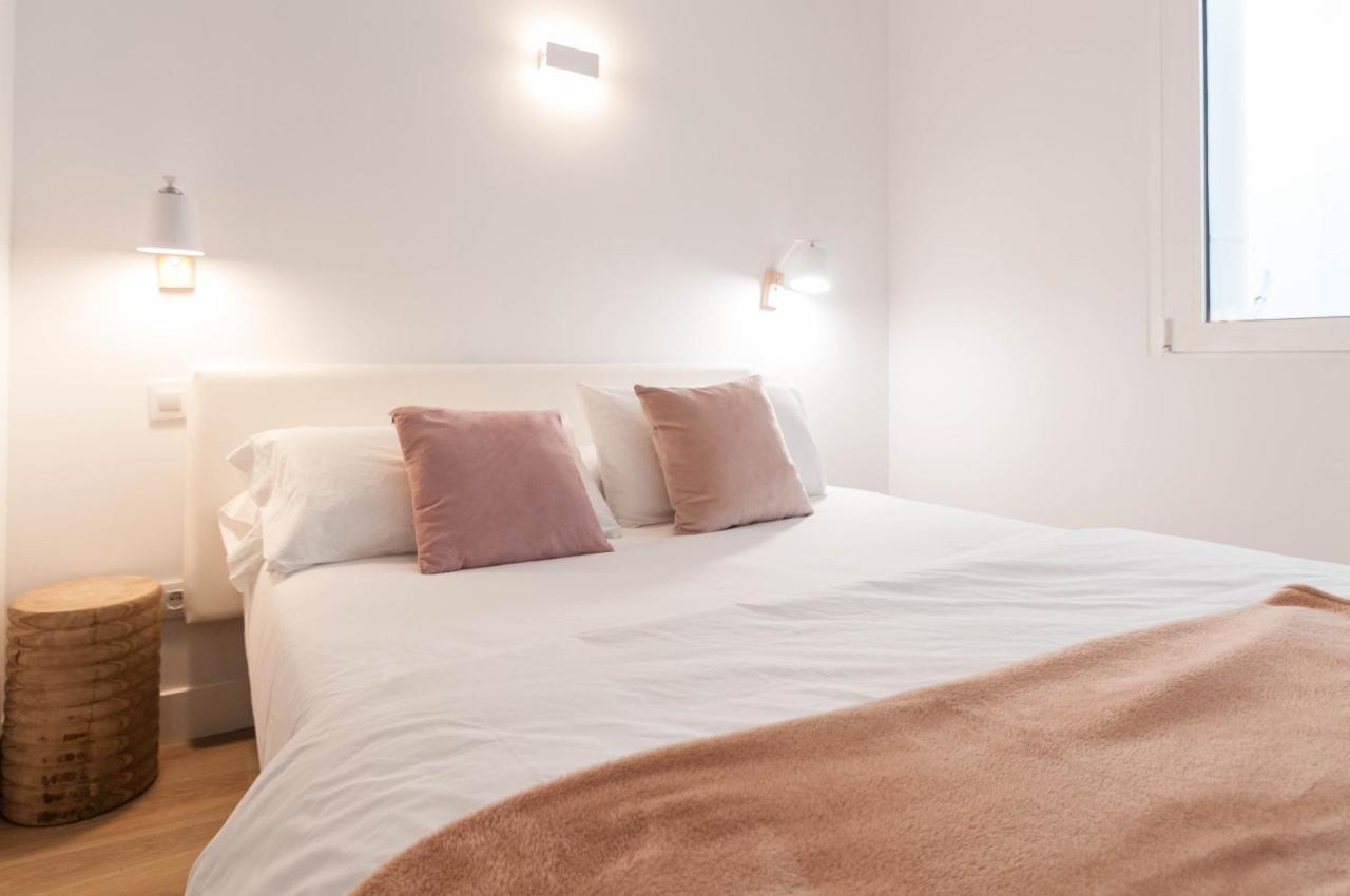 Hellenhost - Gran Vía Apartamento