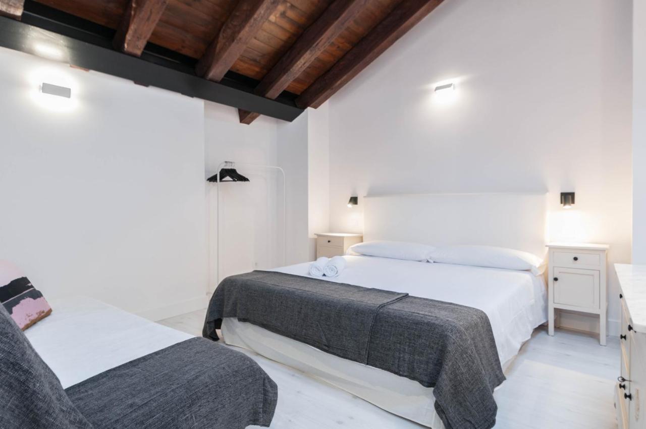Hellenhost - Gran Vía Apartamento Madrid
