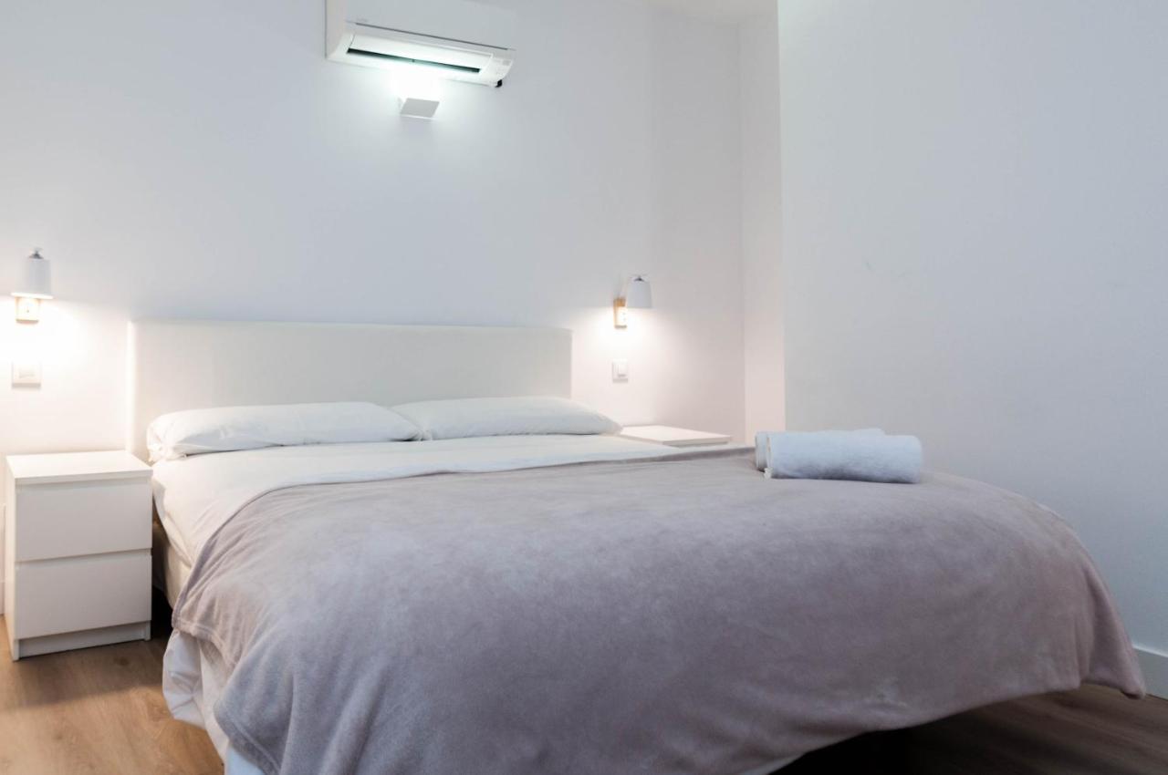 Hellenhost - Gran Vía Apartamento *