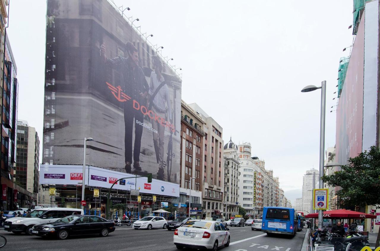 Hellenhost - Gran Vía Apartamento